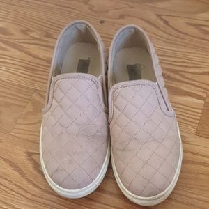 Steve madden  pink Eccentric Slip On Sneakers 7.5